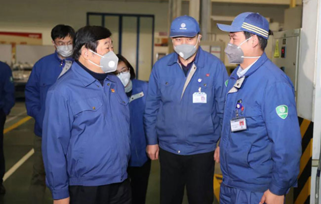谭旭光在潍柴检查疫情防控工作