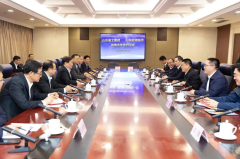 山东能源集团与山东重工集团签署战略合作协议