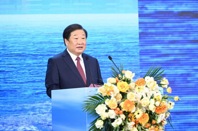 里程碑 | 全球超级游艇领导者意大利法拉帝集团正式登陆港交所