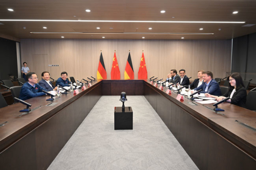 Tan Xuguang: Achieve Win-win in cooperation with Volkswagen Commercial Vehicle’s Traton Group!