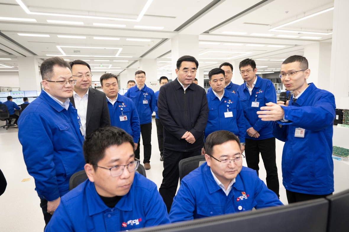 Man Shengang's Investigation of Weichai Lovol Agricultural Machinery Factory and Weichai Central Research Institute