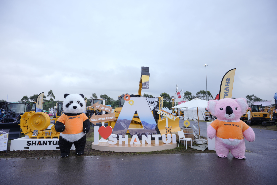 Grand Debut: Shandong Heavy Industry Group's Star Products Line Up and Ignite the Largest Exhibition in Australia with Cutting-edge Technology